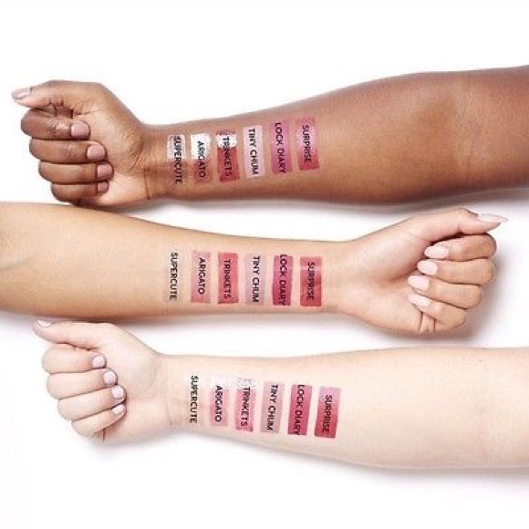 Colourpop x Hello Kitty liquid lipstick in Arigato - Picture 4 of 4